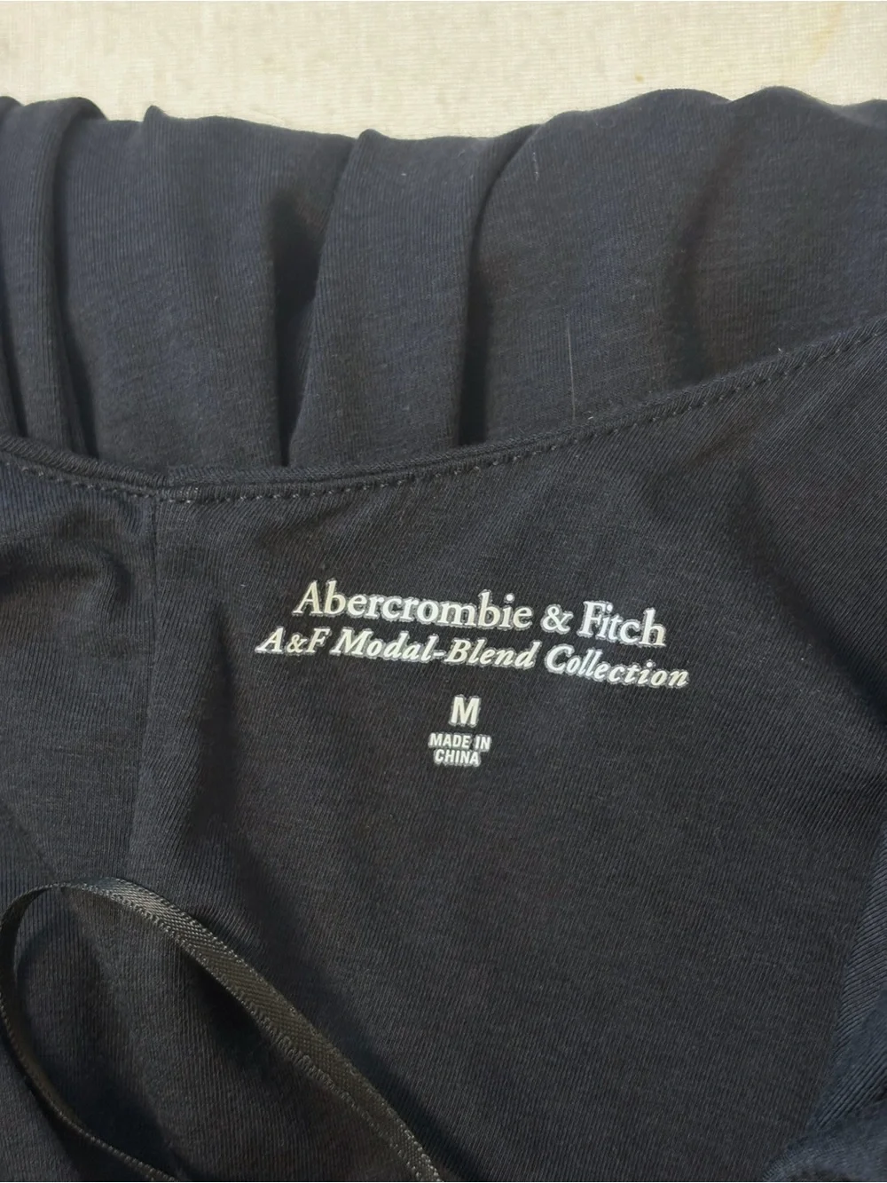 Abercrombie & Fitch black modal
